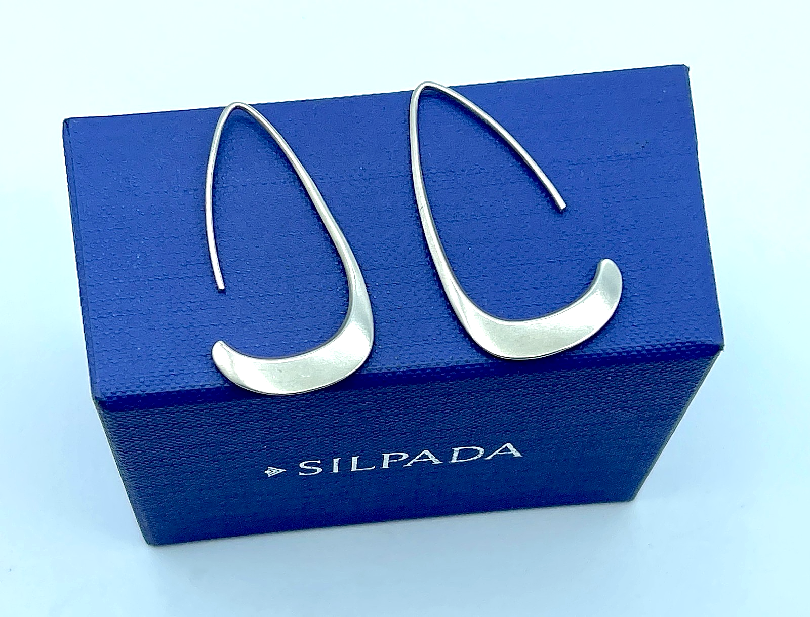 Vintage Silpada Sterling, Silhouette Drop Minimalist Long Wire Earrings, W3496